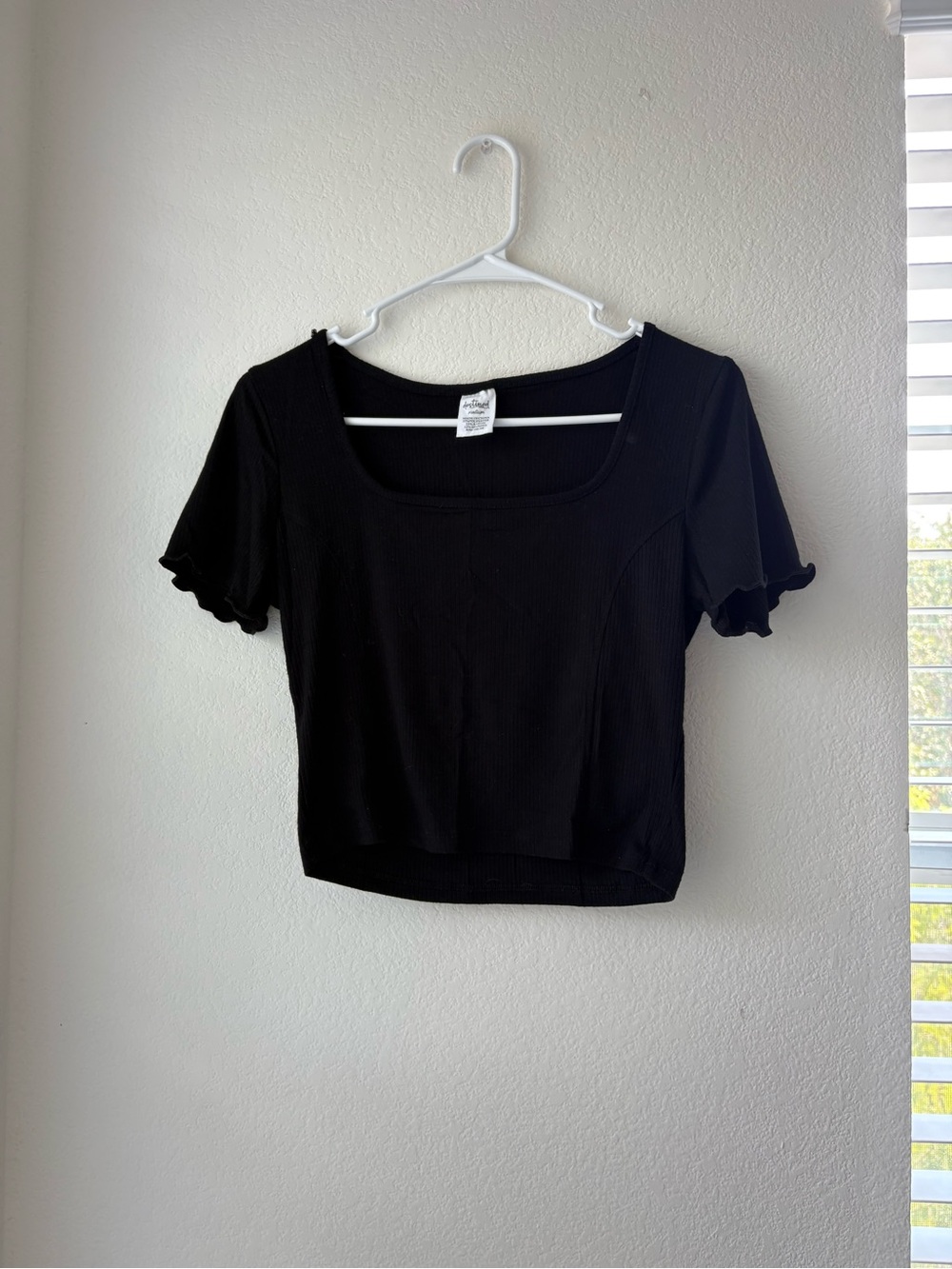 Black Square Neck Ribbed Short Sleeve Crop Top